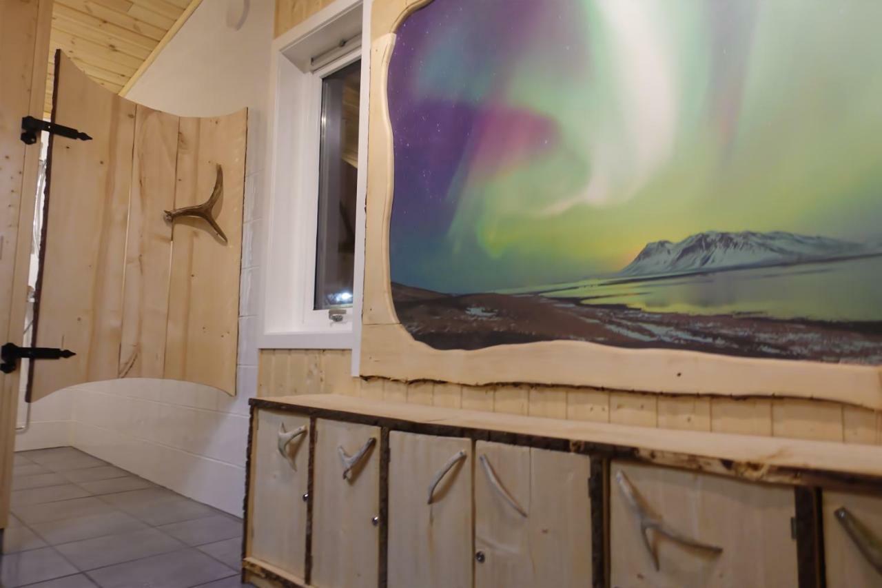Wild Caribou'S Wildwood Cabin Lakselv Eksteriør billede